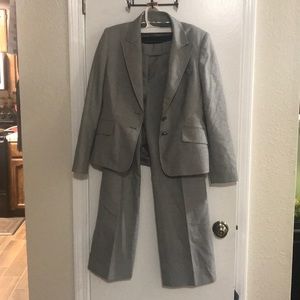 Anne Klein pants suit size 2P